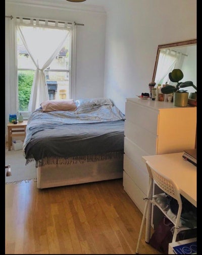 Last Min Opening! Cozy Room Victoria Park Village Main Photo