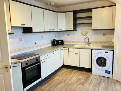 Beautiful 3 bed room flat with views of the Tay  Main Photo