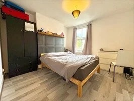 *Bills included* Room in brilliant location Main Photo