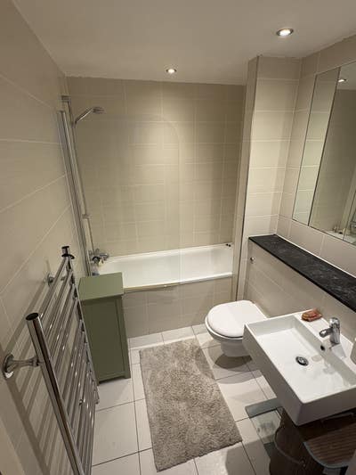 Studio apartment to rent Cardiff central   Main Photo