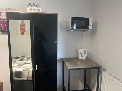Best Value Room In Corby !! &pound;400 pcm  Main Photo