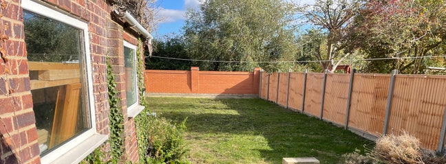 Bright Rooms bills all inclusive Central Cranfield Main Photo