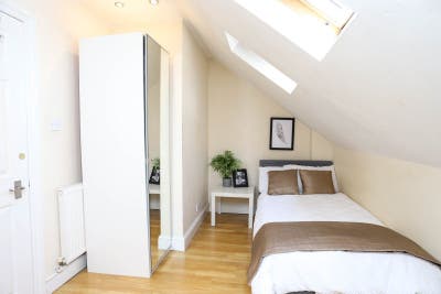 House Share Ealing Common Main Photo