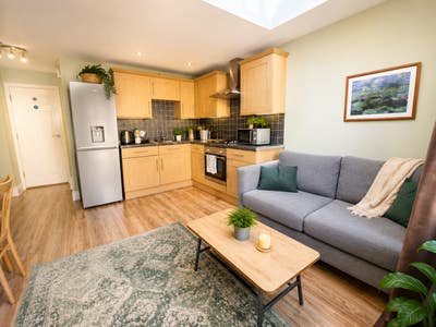 Two Double Rooms All Bills - Garden & Lounge 🏡 Main Photo