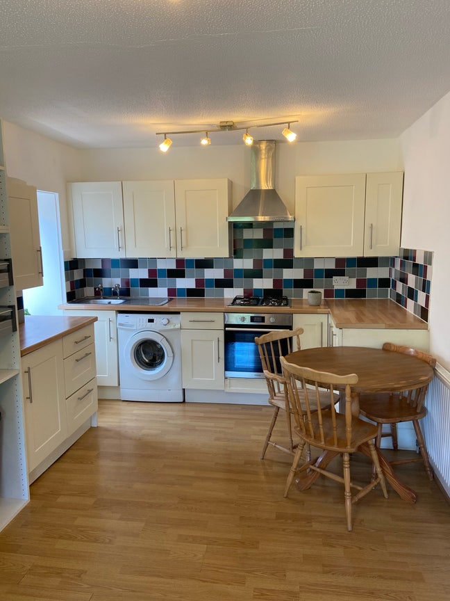 One Bedroomed modern flat near Lee station Zone 3  Main Photo