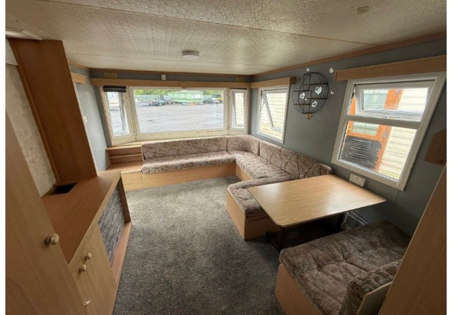 🏡 2 Bedroom Static Caravan to Rent – RG7  Main Photo