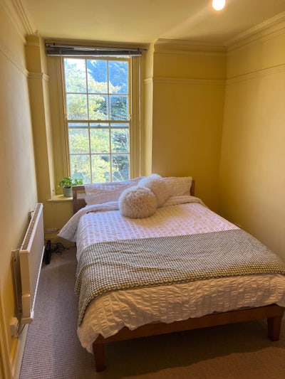 Double Room - Short term Let  Main Photo