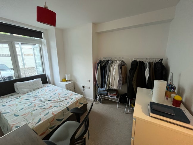 En-Suite Room in Greenwich (20 Jul - 20 Aug) Main Photo