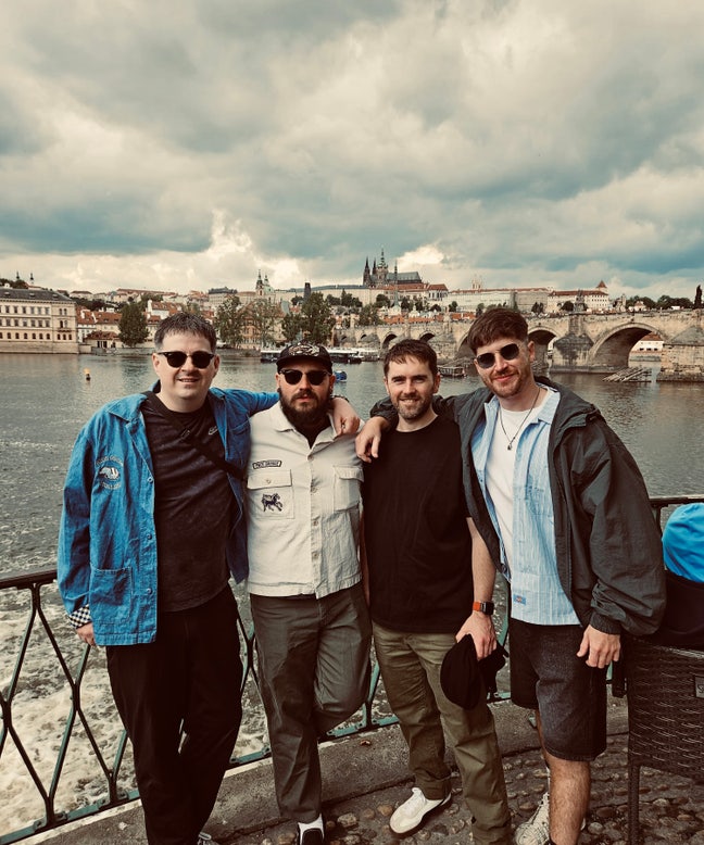 Working professional looking to buddy-up Main Photo