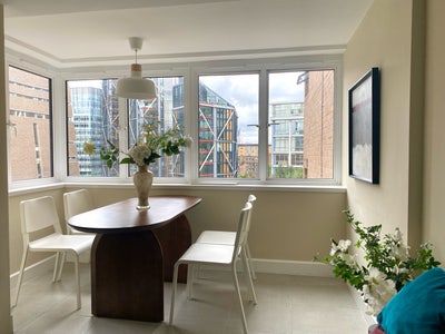 2-Bed Flat with River Views | SE1 Main Photo