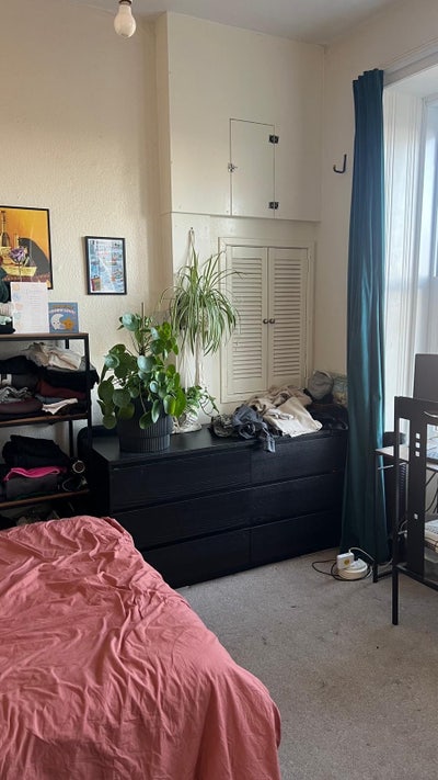 Spacious room available in mount Florida flat Main Photo
