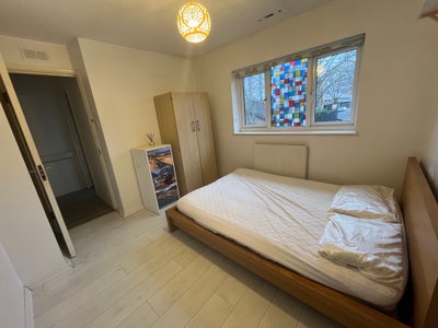 Double room in Canary Wharf area Main Photo