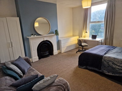 Quiet Post Grad House All Bills Inc. & Cleaner Main Photo