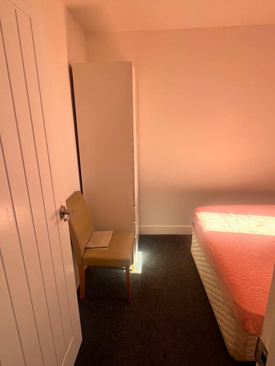 Single room for rent  Main Photo
