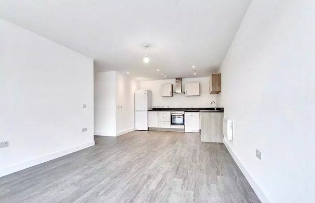 Two bed flat( furnished) Main Photo