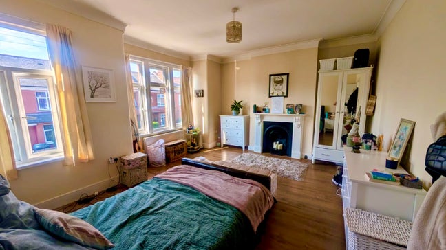 Large Double in Lovely Ladywell House Share Main Photo