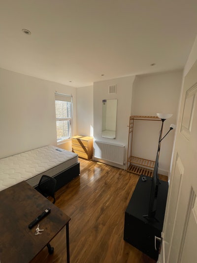 Spacious Double Room in Honor Oak Park Flat share  Main Photo