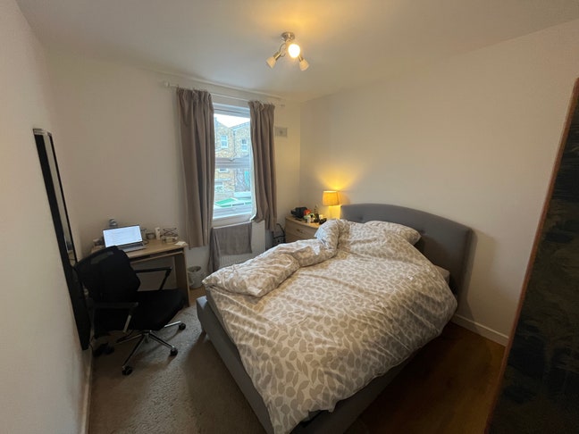 Subletting Room near Elephant and Castle  Main Photo