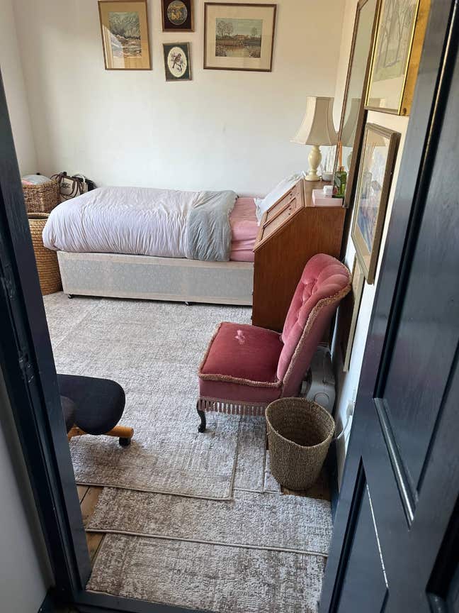 Single room in DH77PS. Main Photo