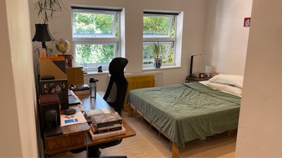 En-suite double room w/ garden, 10mins from Tube Main Photo