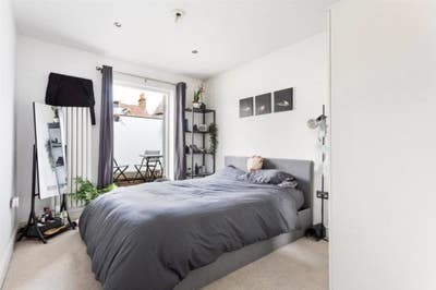 2 rooms available - 3 bed flat in Tooting Broadway Main Photo