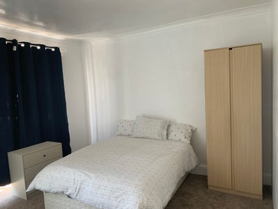 Friendly share house  Main Photo