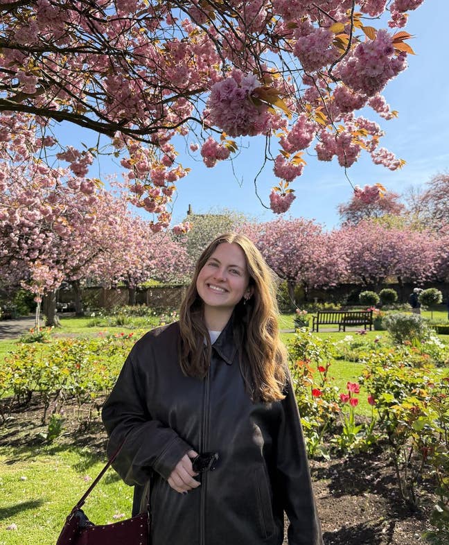 I'm starting a new job in London and am super... Main Photo