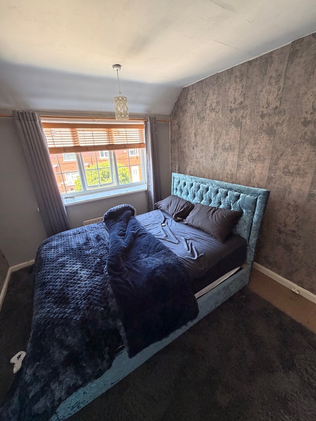Room for Single Person Main Photo