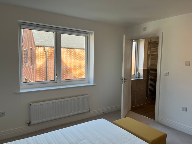 Double Room in Modern Terraced House OX2 Main Photo