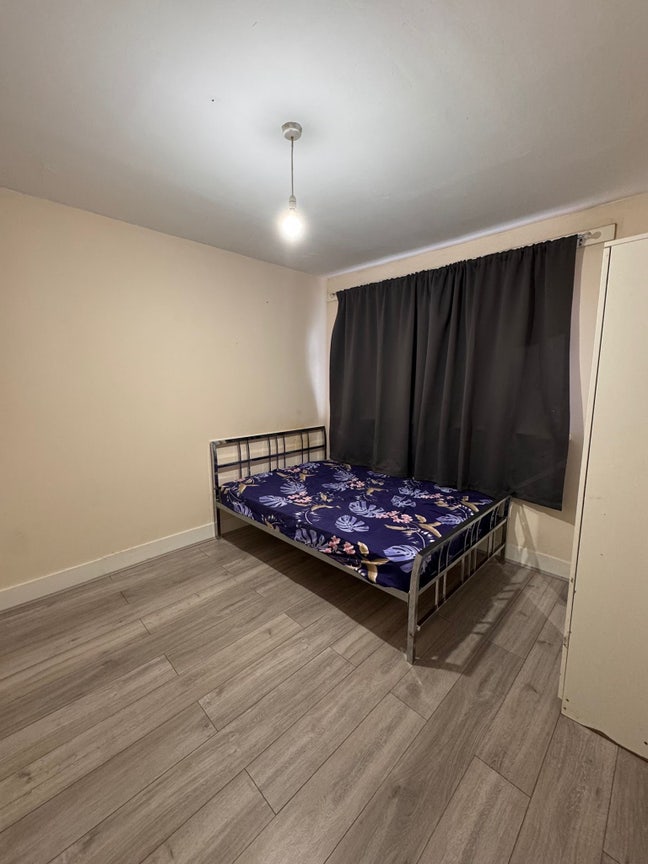 Double room available neat and clean  Main Photo