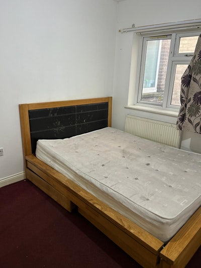 Flat available to rent  Main Photo