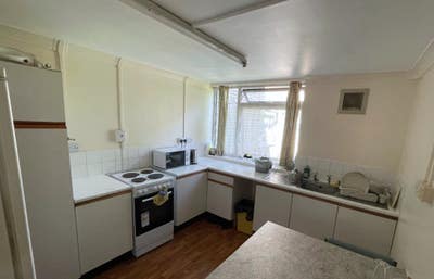 *All Bills Included: 1-Bed Flatshare near Marina* Main Photo