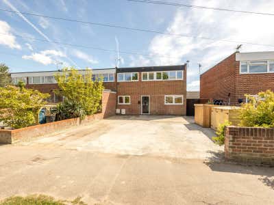 Ensuite Rooms Available 🏡 Sandy Lane Main Photo