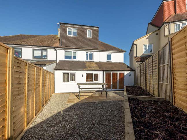 Ensuite Rooms Available 🏡 Crabtree Road Main Photo