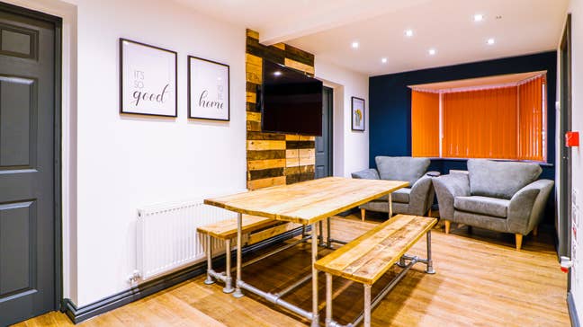 Ensuite Rooms Available 🏡 Glebe Road Main Photo