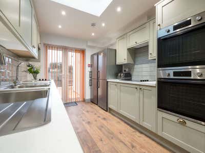 Ensuite Rooms Available 🏡 Raymund Road Main Photo