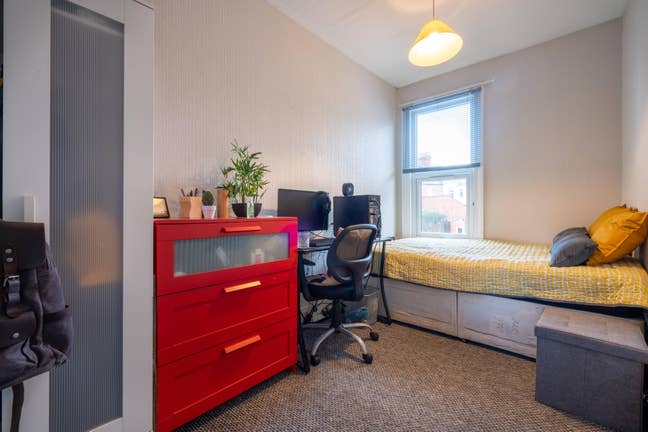 Student Rooms, West End Lincoln (LN1) - Bills Inc Main Photo
