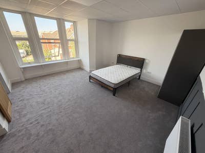 🔴New En-suite Rooms Available! Zero Deposit! Main Photo