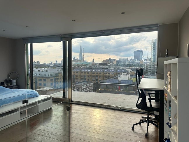Penthouse with a private Jacuzzi Main Photo