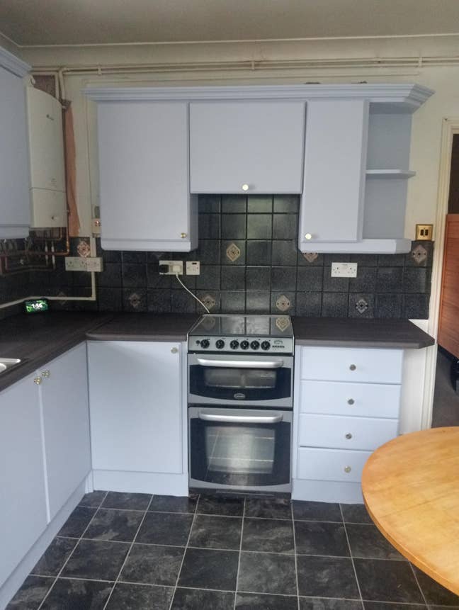 Clean double room to let in very friendly house qu Main Photo