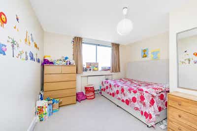 Housemate needed for Putney Hill apartment Main Photo