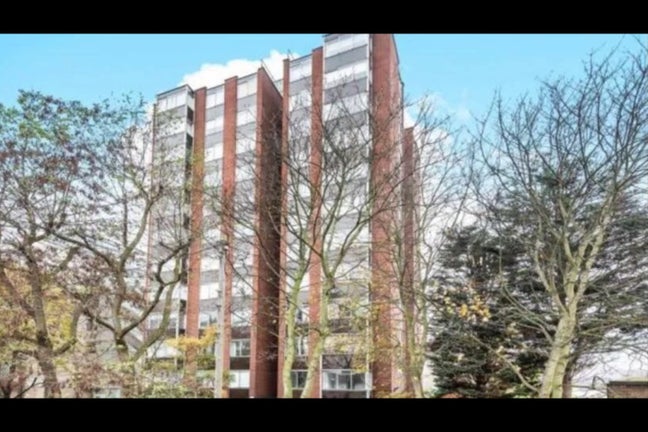 Two Very Large bedroom Flat - East Croydon Main Photo