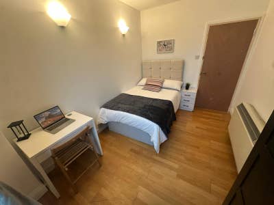 ✨ New Girls Flat – Double Room - Bills Included  Main Photo