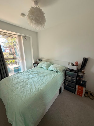 Double Bedroom to Rent Main Photo