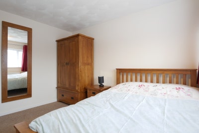 Large Furnished Double Room Near Gsk/Mbda Main Photo