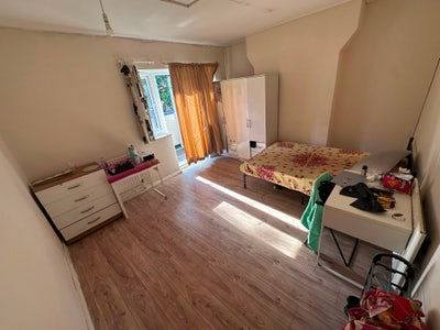 2 Double Rooms Available – Bethnal Green Main Photo