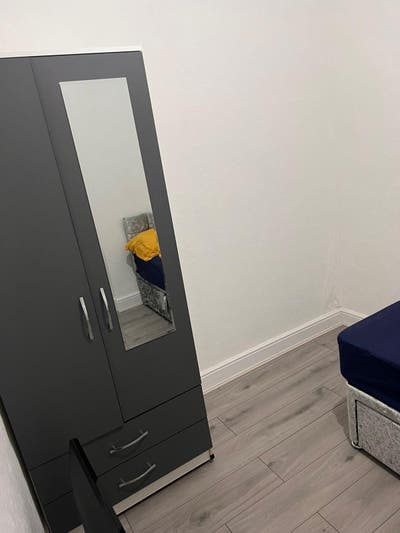 Room to rent  Main Photo