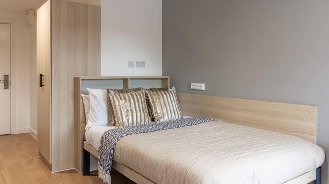 Classic Studio at Straits Village, Nottingham Main Photo