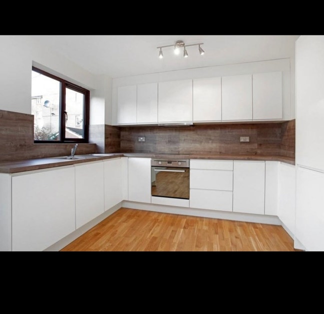Spacious 2 Bed Ground Floor Flat • SE14 • &pound;1,650 Main Photo