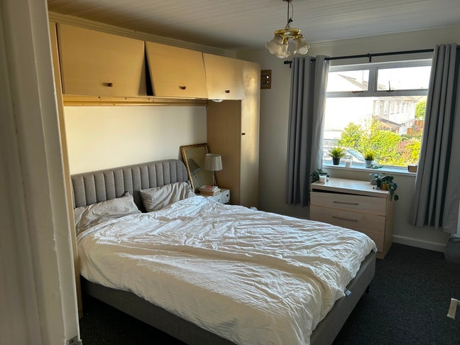 Spacious Double Room Available in Bedminster Area Main Photo